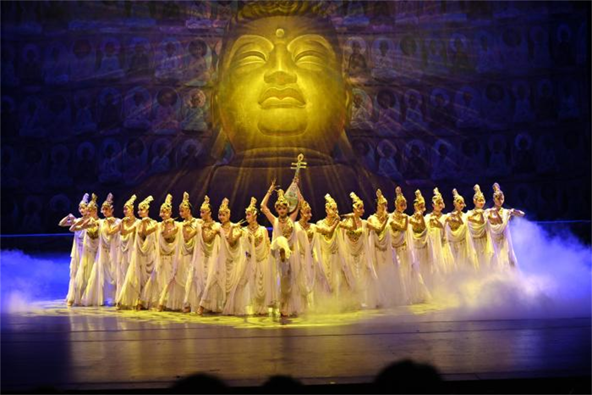 夏日隴原敦煌風勁 黃河兩岸花雨繽紛